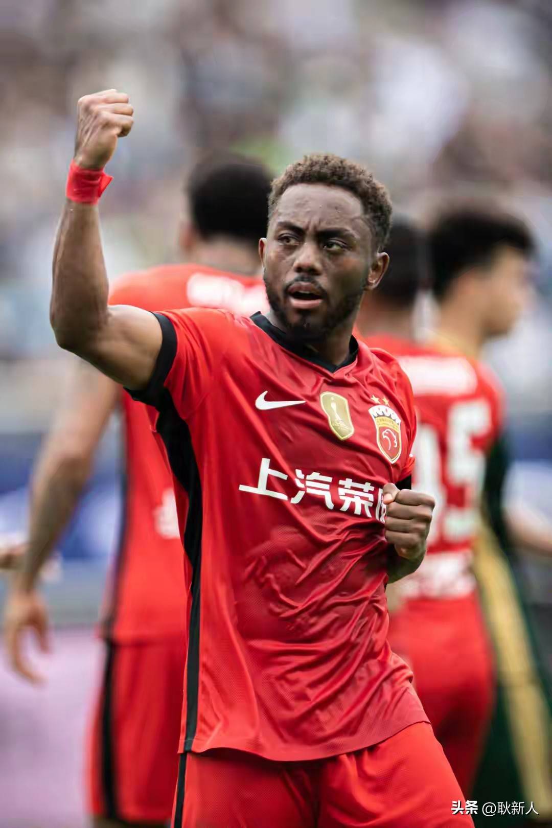 开元棋牌真人- 成都蓉城辟谣安排球员参加晚宴 